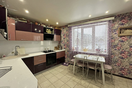 Продаётся 2-комнатная квартира